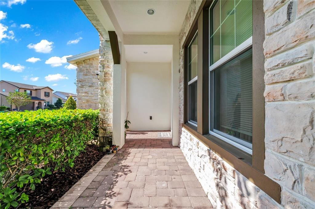 Active With Contract: $750,000 (4 beds, 2 baths, 3046 Square Feet)