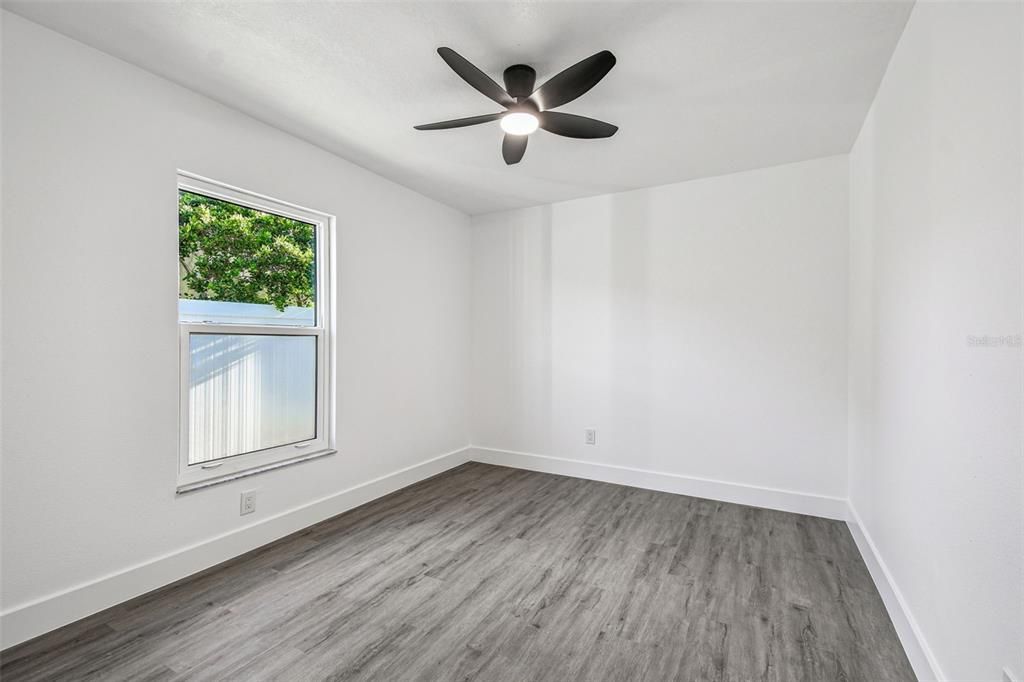 待售: $519,000 (4 贝兹, 2 浴室, 1702 平方英尺)