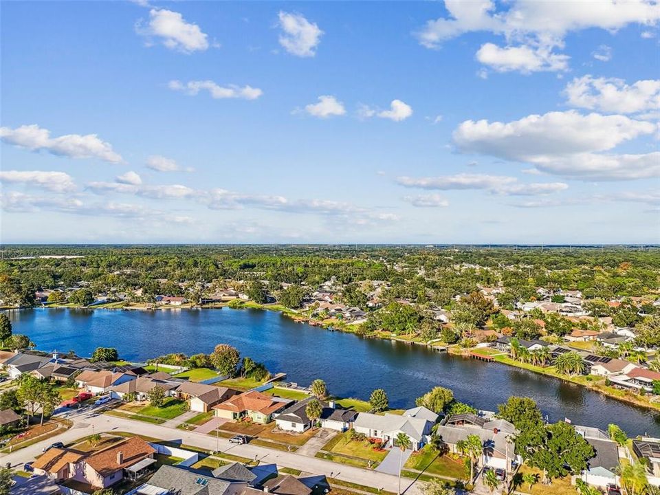 待售: $519,000 (4 贝兹, 2 浴室, 1702 平方英尺)