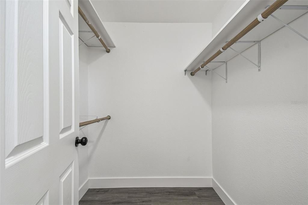 待售: $519,000 (4 贝兹, 2 浴室, 1702 平方英尺)