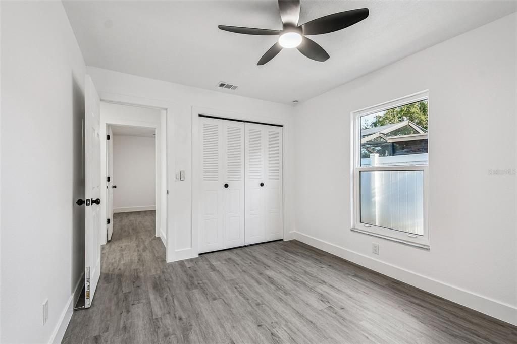 待售: $519,000 (4 贝兹, 2 浴室, 1702 平方英尺)