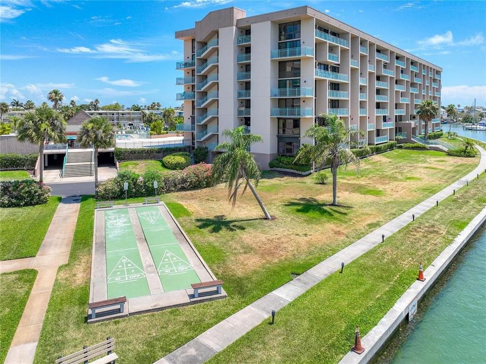 待售: $350,000 (2 贝兹, 2 浴室, 1175 平方英尺)