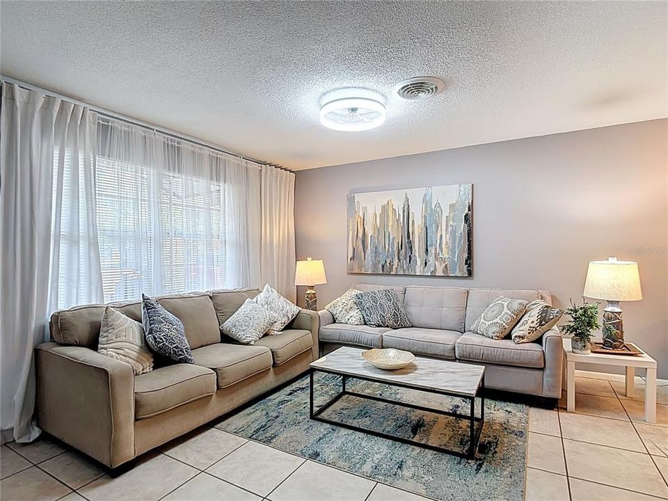 En Renta: $1,900 (1 camas, 1 baños, 750 Pies cuadrados)