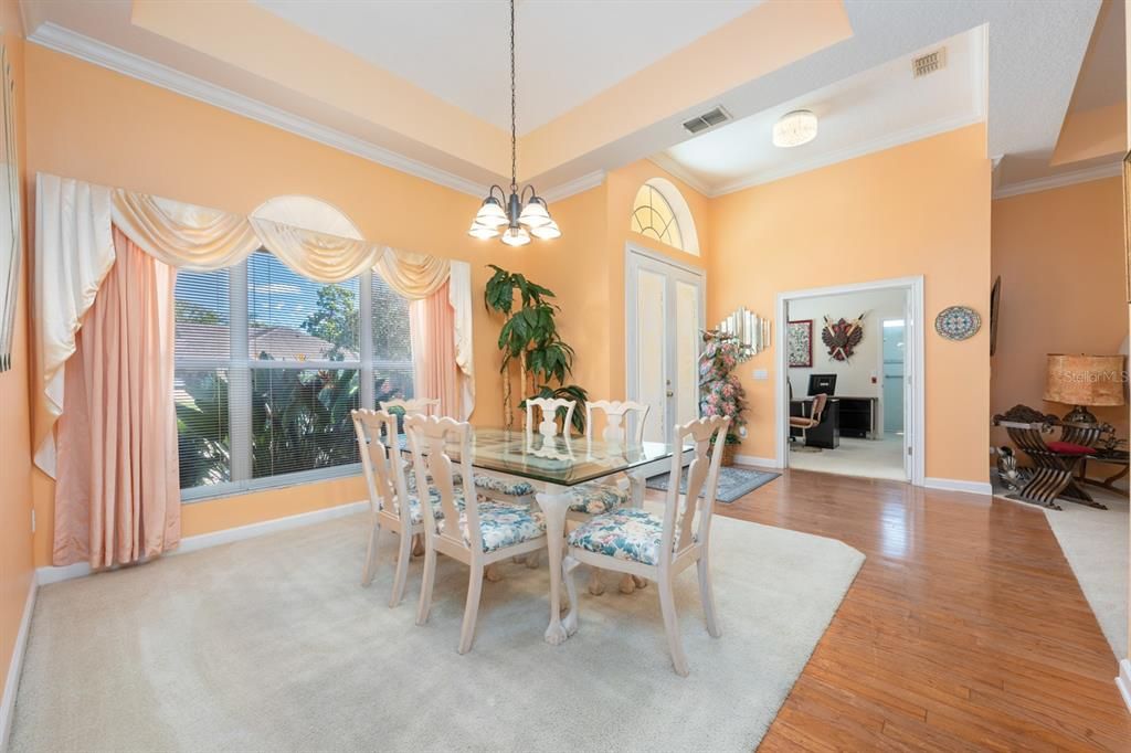 待售: $759,000 (5 贝兹, 4 浴室, 3205 平方英尺)