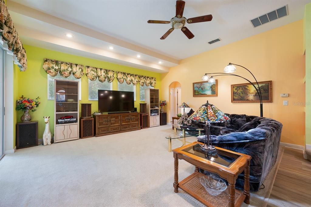 待售: $759,000 (5 贝兹, 4 浴室, 3205 平方英尺)