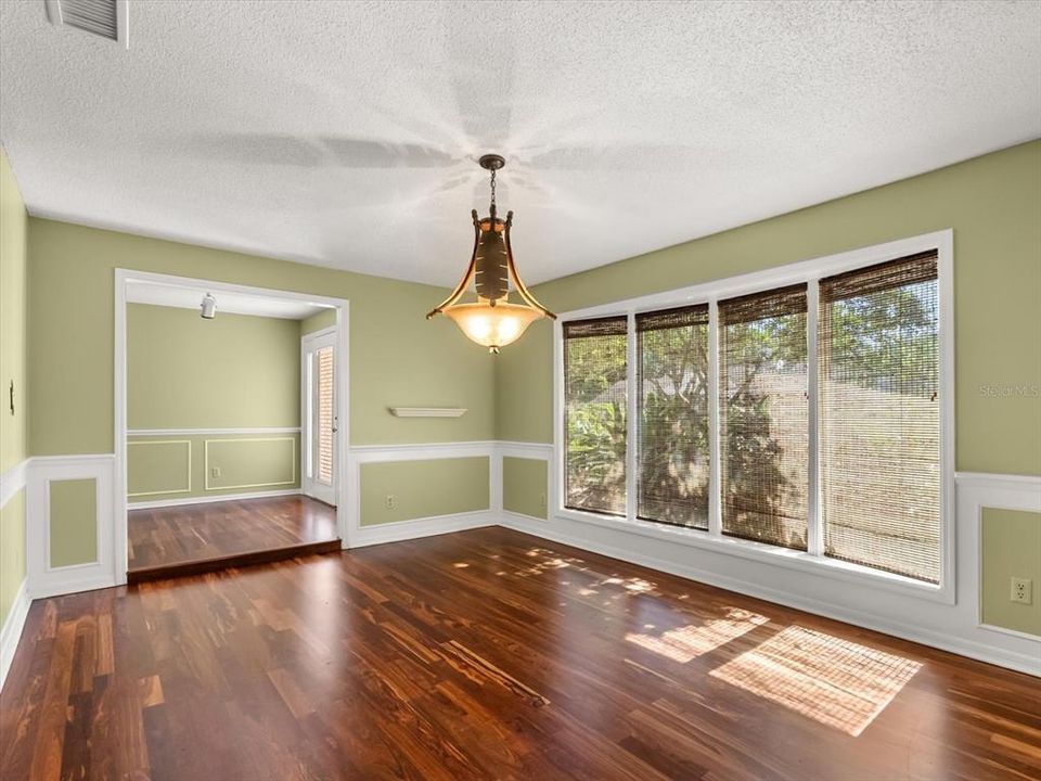 Active With Contract: $575,000 (4 beds, 3 baths, 2602 Square Feet)