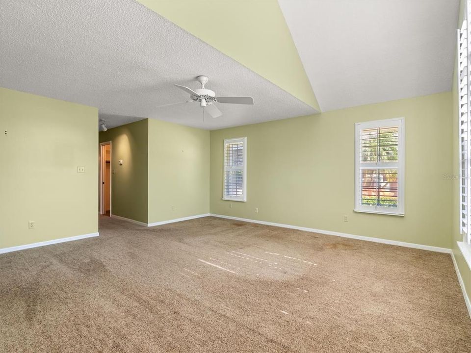 Active With Contract: $575,000 (4 beds, 3 baths, 2602 Square Feet)