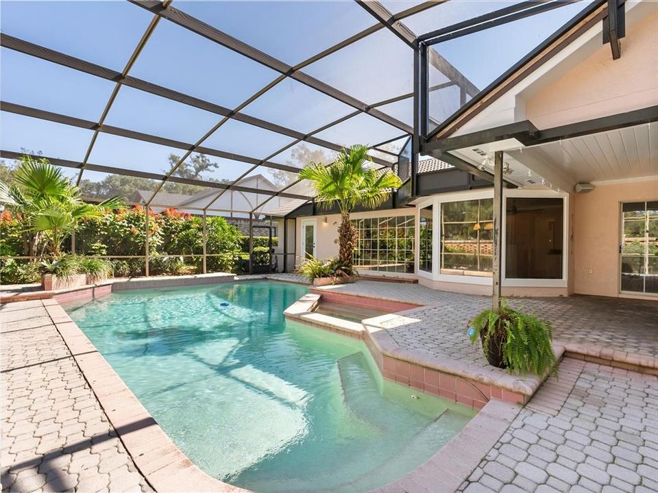 Active With Contract: $575,000 (4 beds, 3 baths, 2602 Square Feet)