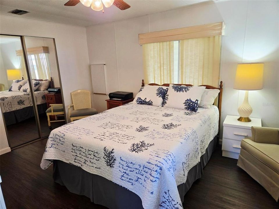 For Sale: $214,750 (2 beds, 2 baths, 1056 Square Feet)