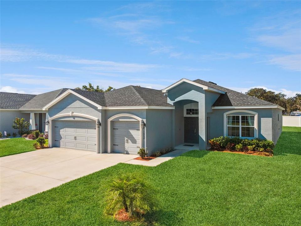 待售: $425,000 (4 贝兹, 3 浴室, 2310 平方英尺)