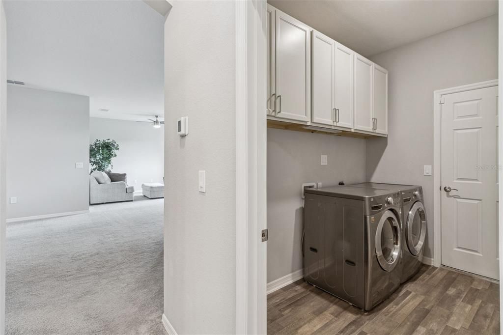 待售: $425,000 (4 贝兹, 3 浴室, 2310 平方英尺)