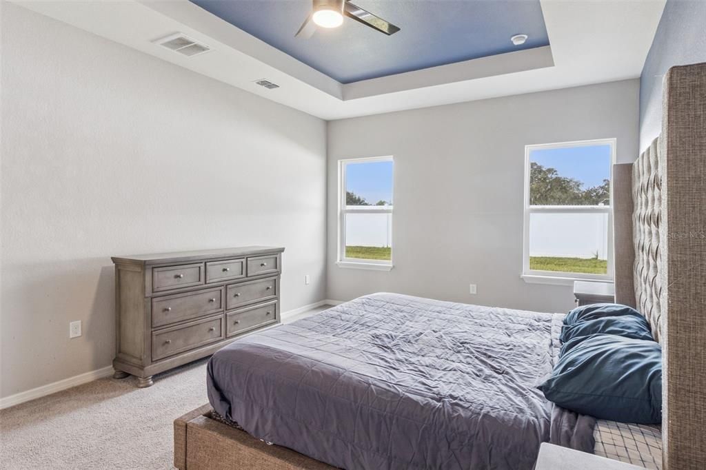 待售: $425,000 (4 贝兹, 3 浴室, 2310 平方英尺)