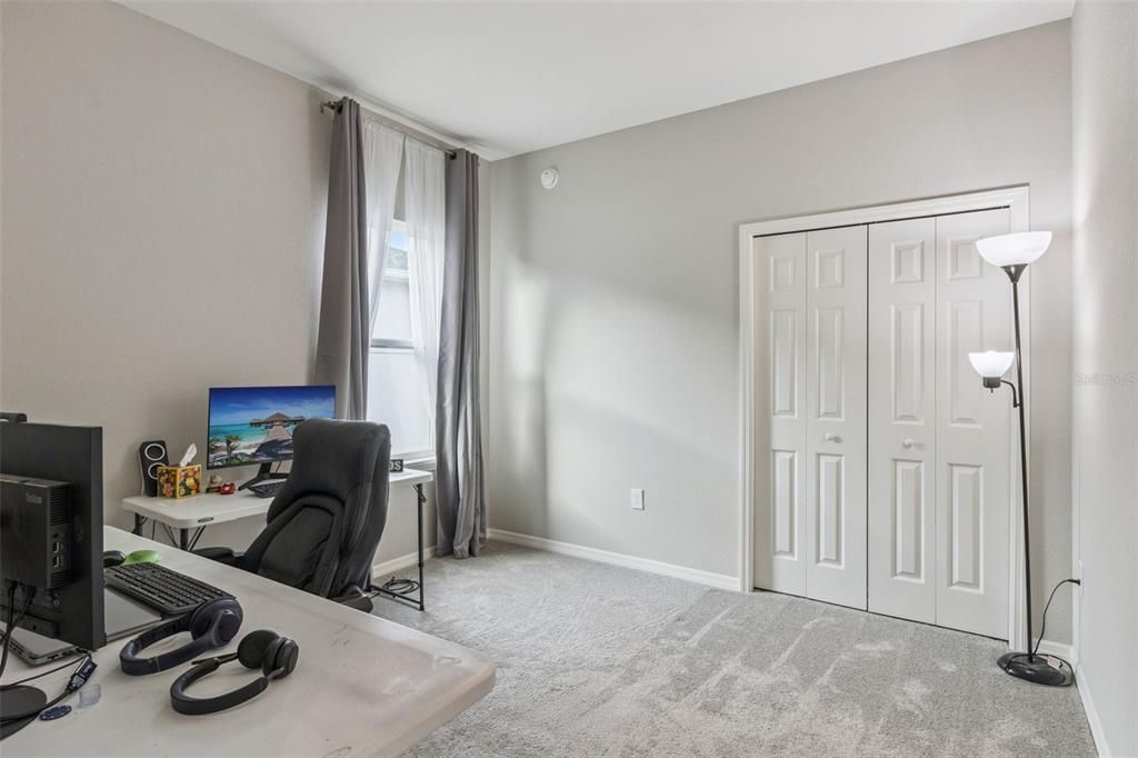 待售: $425,000 (4 贝兹, 3 浴室, 2310 平方英尺)