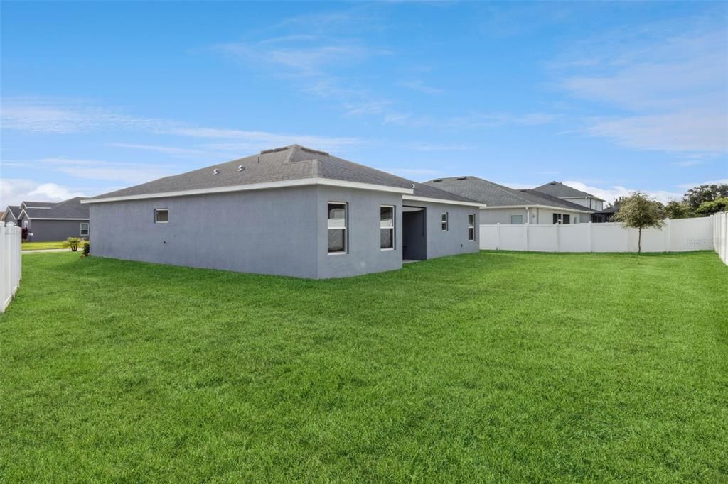 待售: $425,000 (4 贝兹, 3 浴室, 2310 平方英尺)