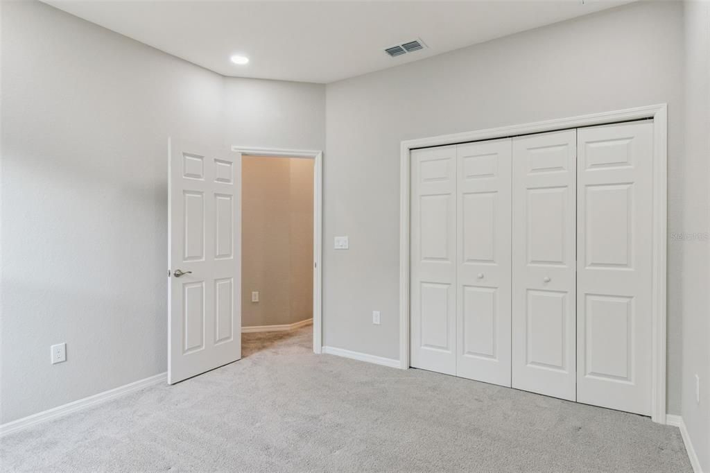 待售: $425,000 (4 贝兹, 3 浴室, 2310 平方英尺)