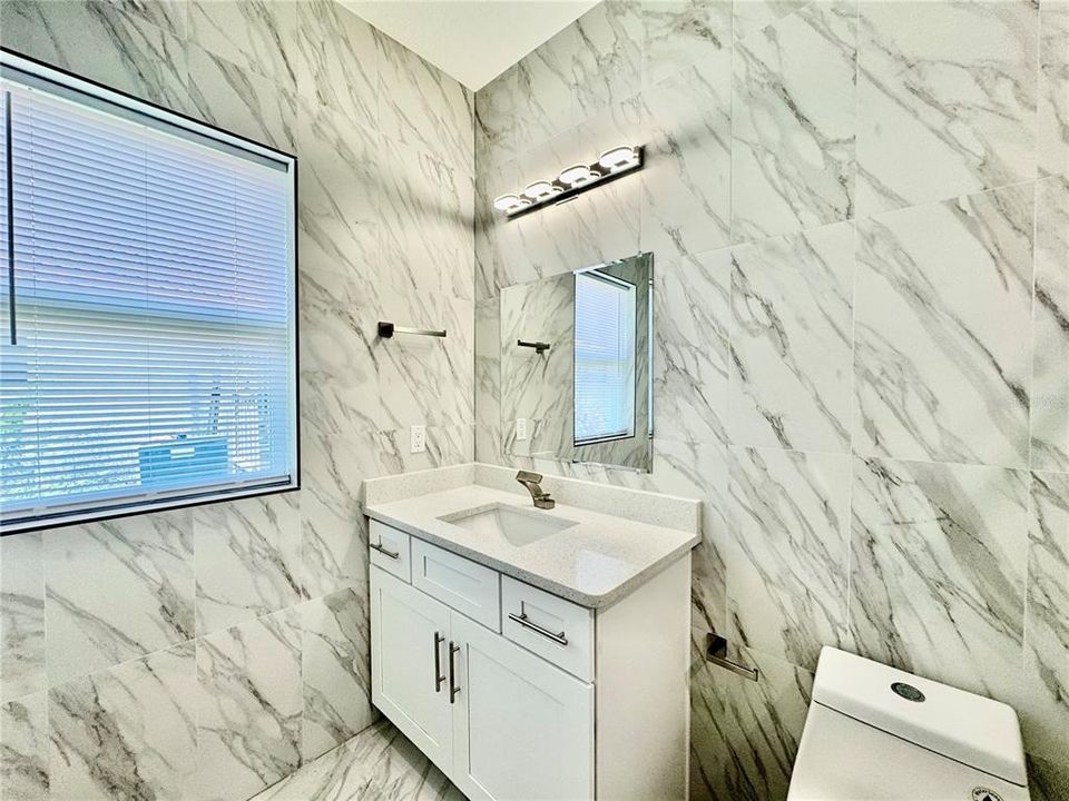 出租: $1,750 (3 贝兹, 2 浴室, 1200 平方英尺)