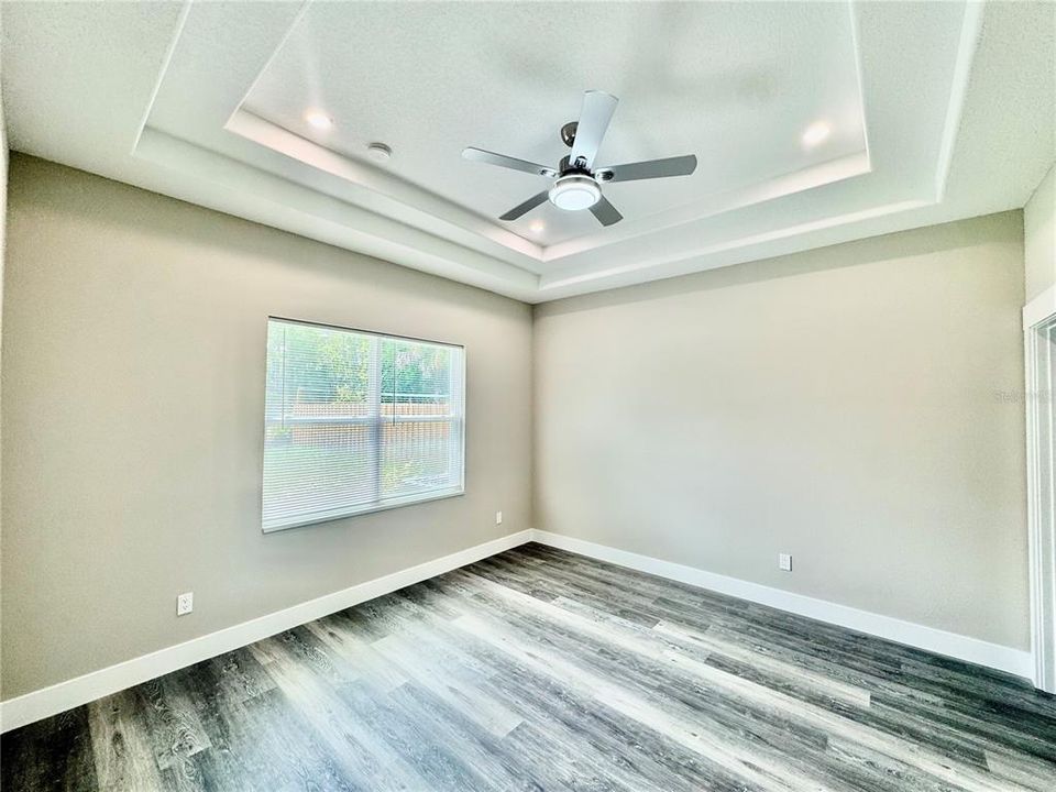 出租: $1,750 (3 贝兹, 2 浴室, 1200 平方英尺)