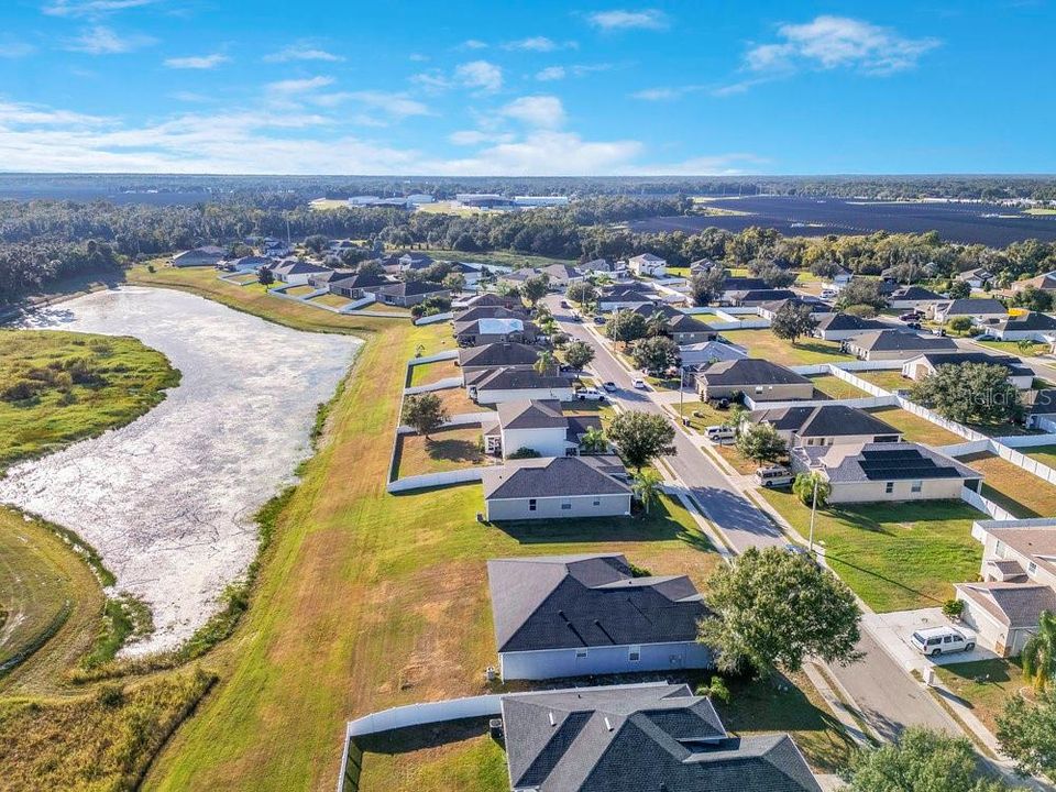 На продажу: $325,000 (3 спален, 2 ванн, 1910 Квадратных фут)