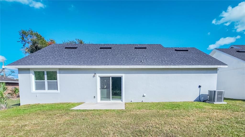 For Sale: $284,990 (3 beds, 2 baths, 1285 Square Feet)