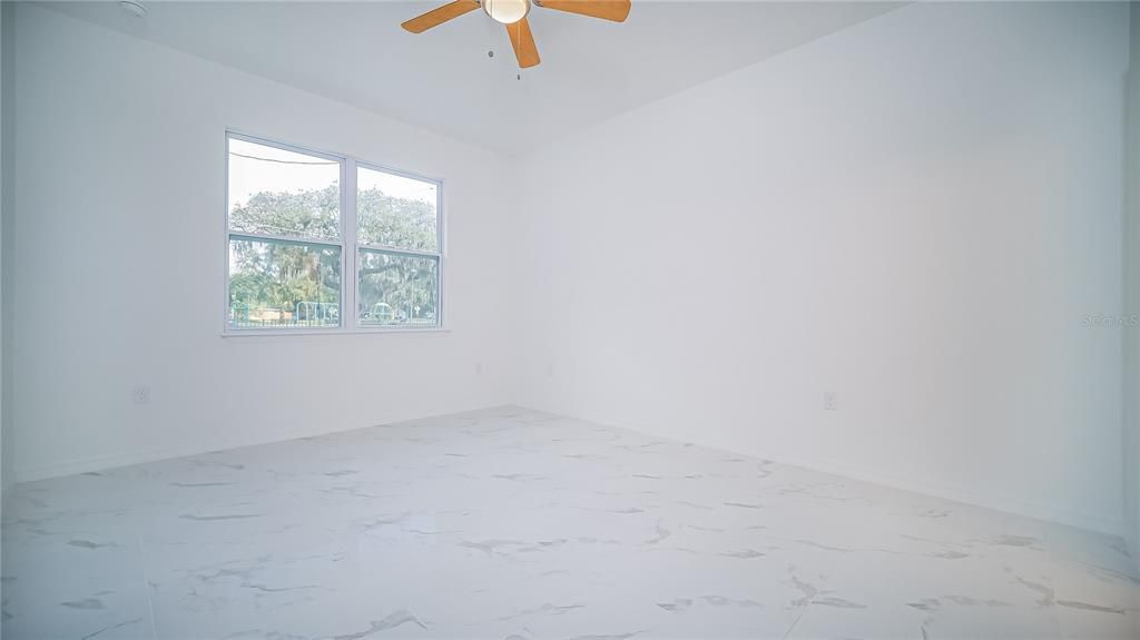 For Sale: $284,990 (3 beds, 2 baths, 1285 Square Feet)