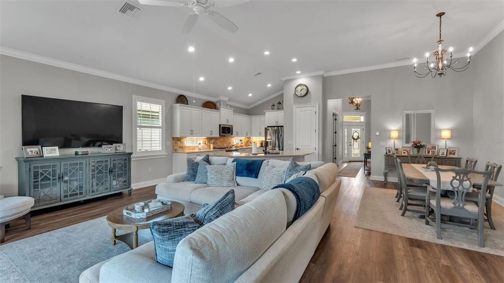 待售: $495,000 (2 贝兹, 2 浴室, 1911 平方英尺)