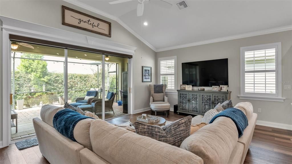 待售: $495,000 (2 贝兹, 2 浴室, 1911 平方英尺)