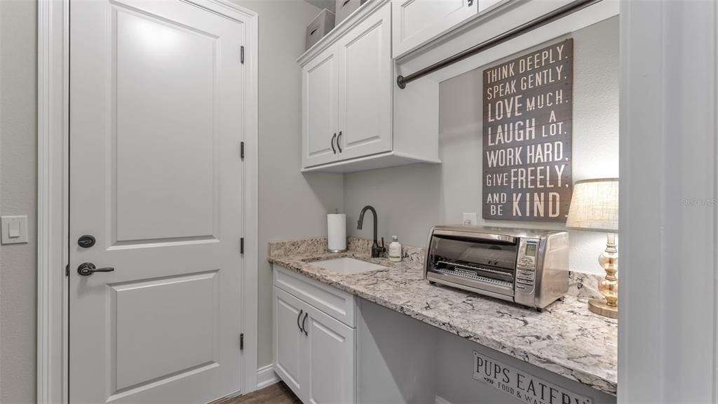 待售: $495,000 (2 贝兹, 2 浴室, 1911 平方英尺)