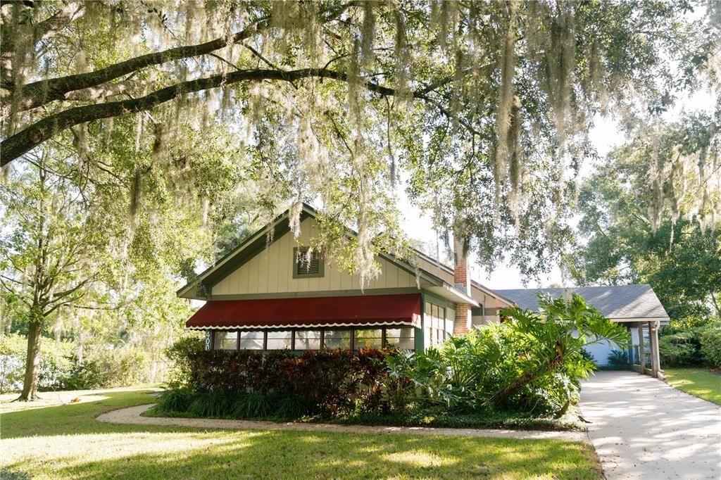 合同活跃: $525,000 (3 贝兹, 2 浴室, 1520 平方英尺)