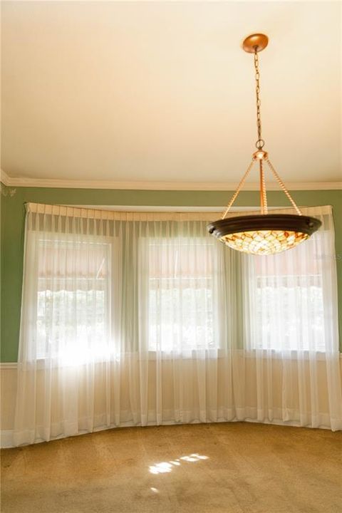 合同活跃: $525,000 (3 贝兹, 2 浴室, 1520 平方英尺)