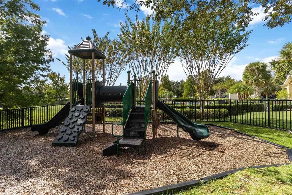 Active With Contract: $615,000 (4 beds, 3 baths, 2409 Square Feet)