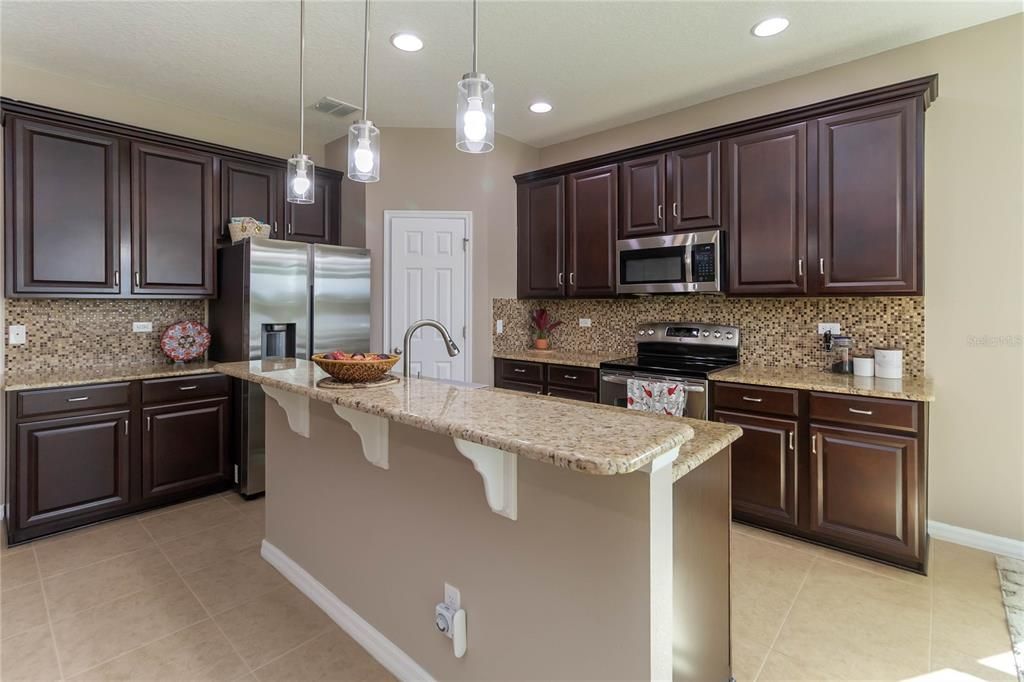 Active With Contract: $615,000 (4 beds, 3 baths, 2409 Square Feet)