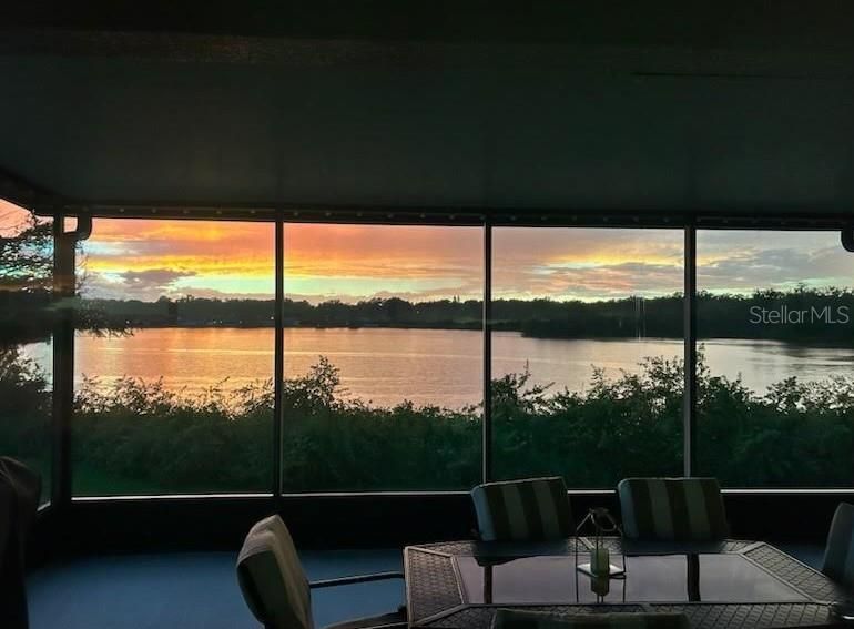 Active With Contract: $615,000 (4 beds, 3 baths, 2409 Square Feet)