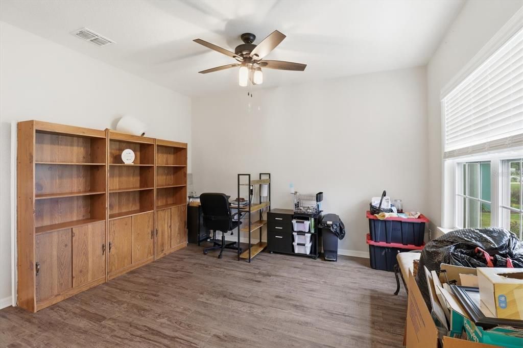 Active With Contract: $390,000 (4 beds, 3 baths, 2332 Square Feet)