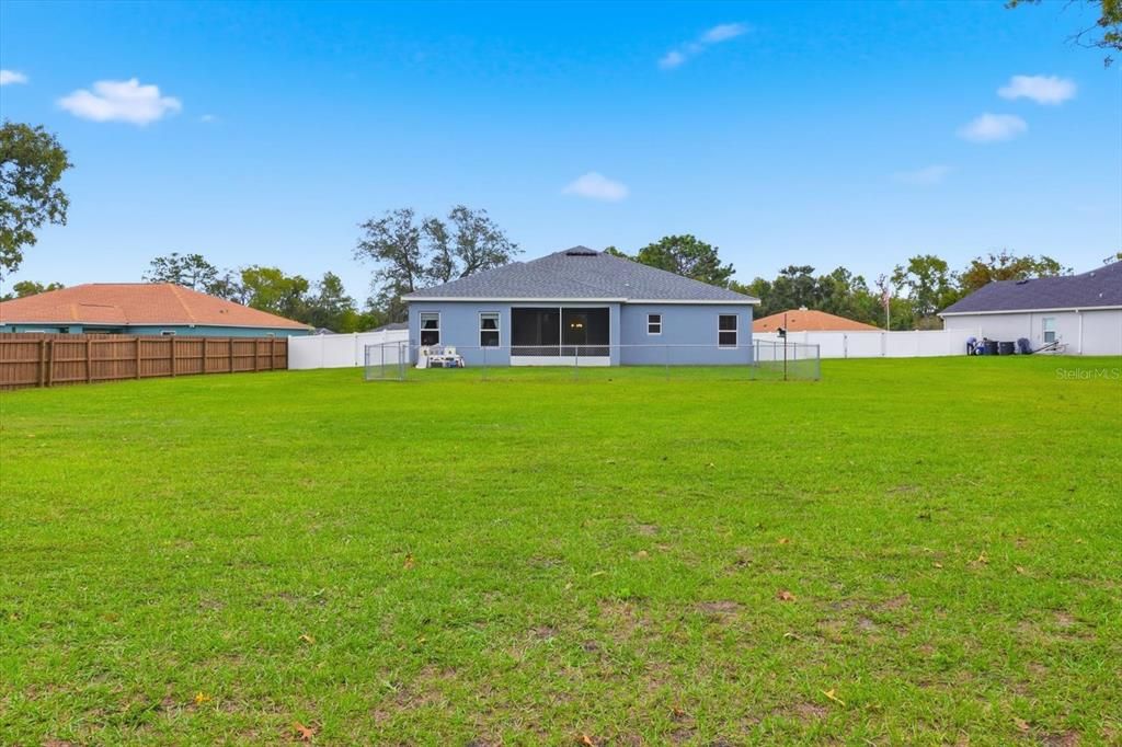 Active With Contract: $390,000 (4 beds, 3 baths, 2332 Square Feet)