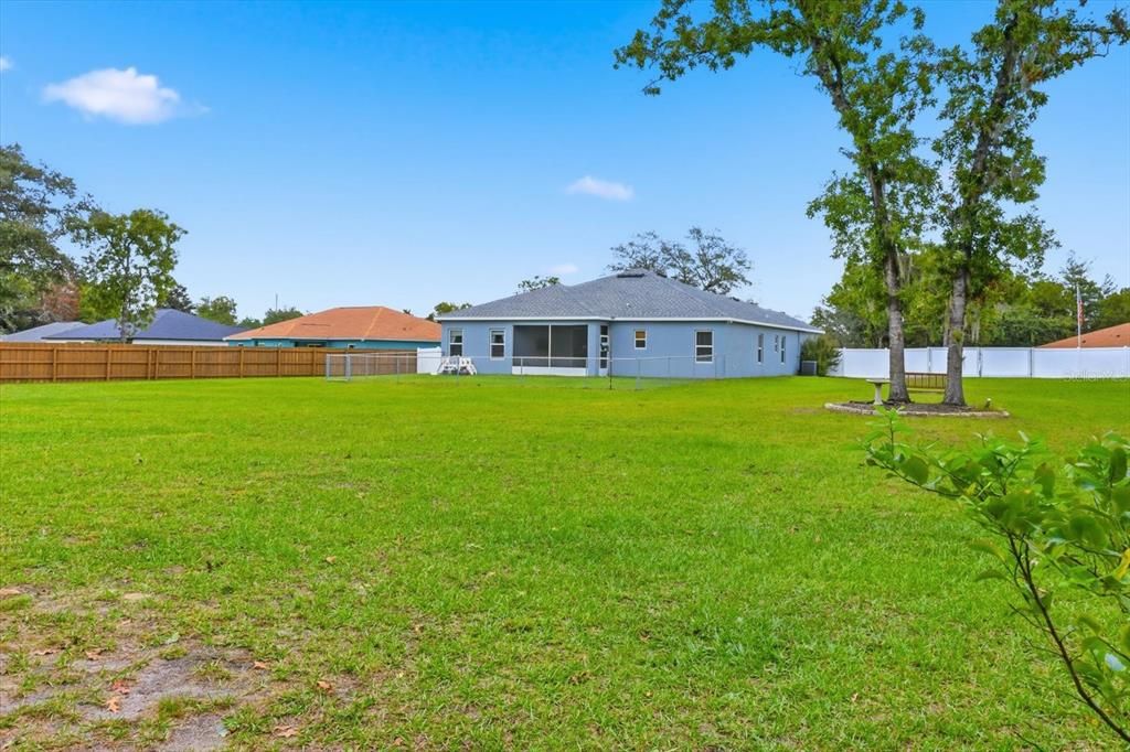 Active With Contract: $390,000 (4 beds, 3 baths, 2332 Square Feet)