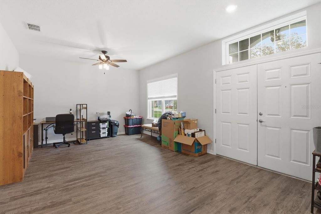 Active With Contract: $390,000 (4 beds, 3 baths, 2332 Square Feet)
