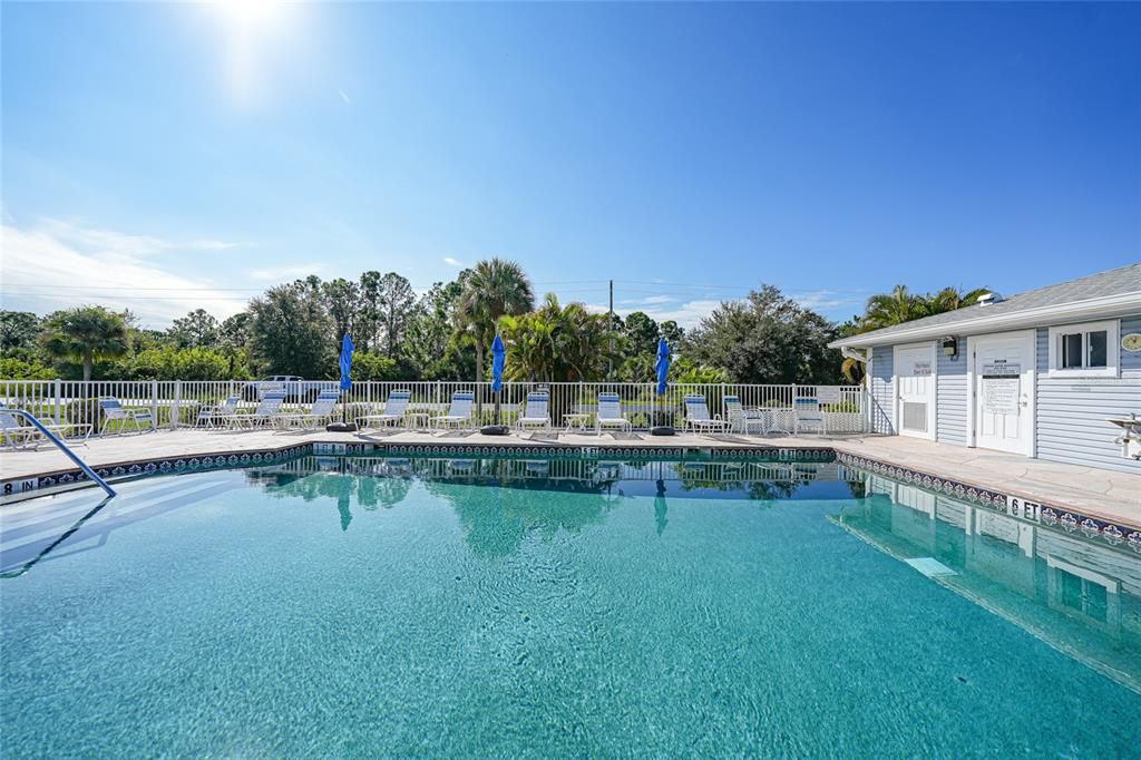 待售: $132,000 (2 贝兹, 2 浴室, 1070 平方英尺)