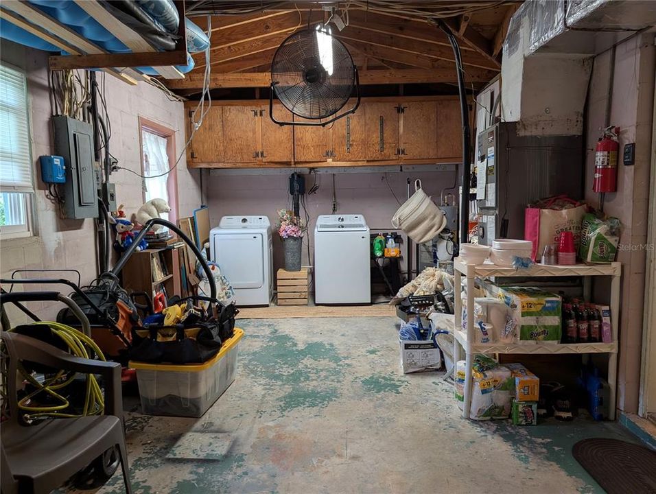 待售: $204,500 (2 贝兹, 1 浴室, 1153 平方英尺)