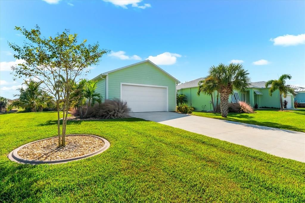 Active With Contract: $629,000 (3 beds, 2 baths, 2010 Square Feet)