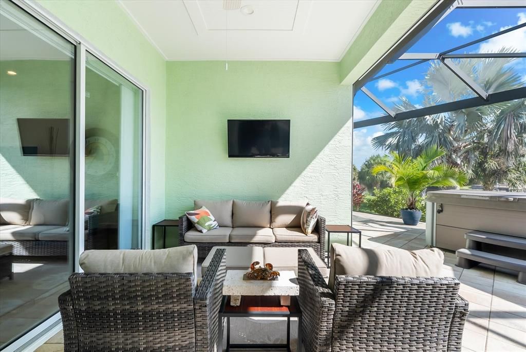 Active With Contract: $629,000 (3 beds, 2 baths, 2010 Square Feet)