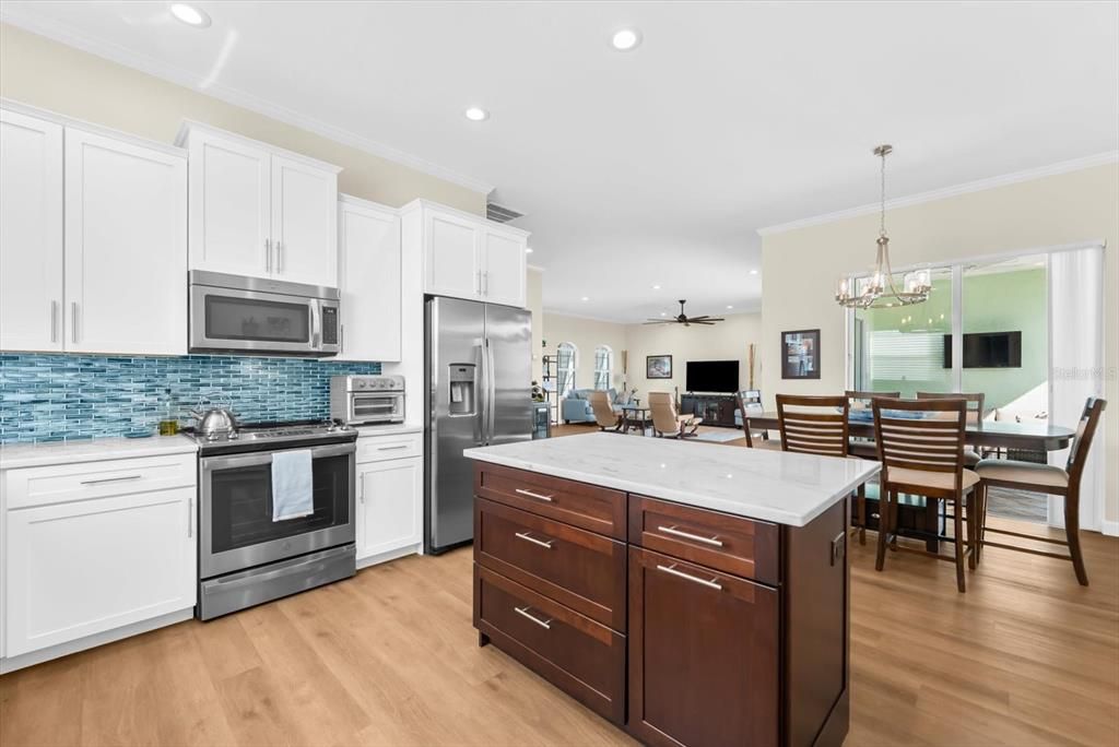 Active With Contract: $629,000 (3 beds, 2 baths, 2010 Square Feet)