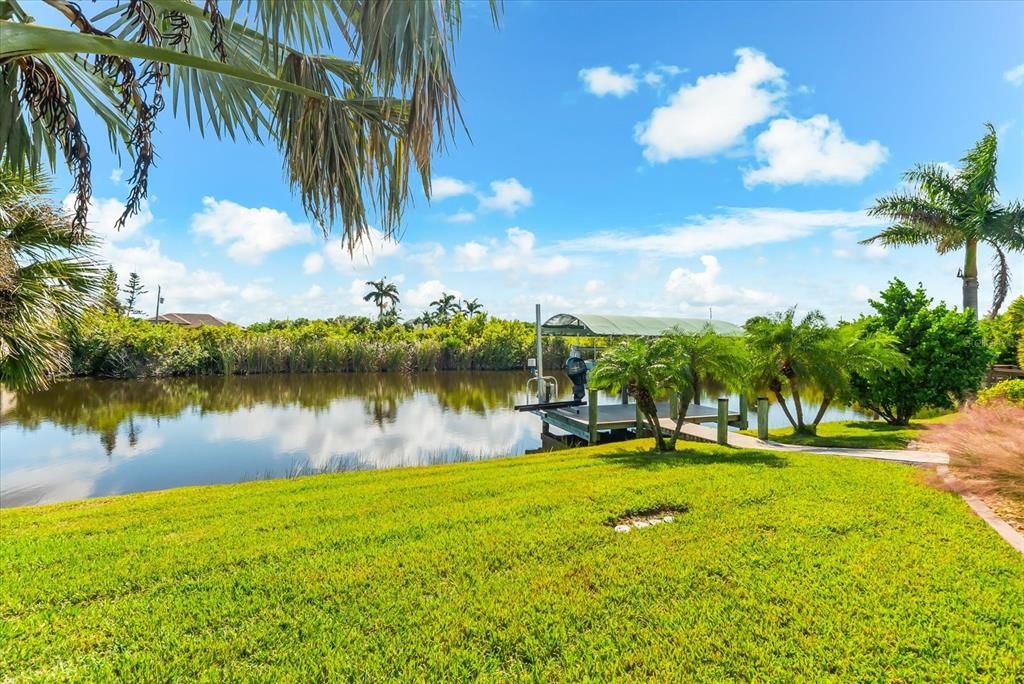 Active With Contract: $629,000 (3 beds, 2 baths, 2010 Square Feet)