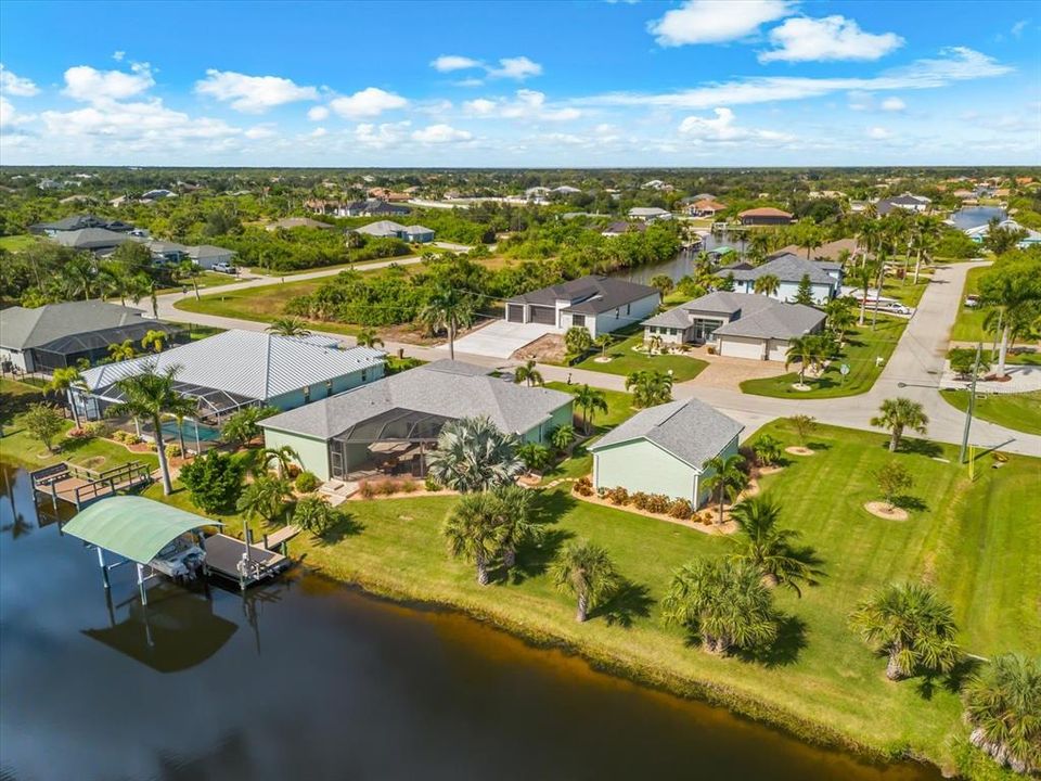 Active With Contract: $629,000 (3 beds, 2 baths, 2010 Square Feet)