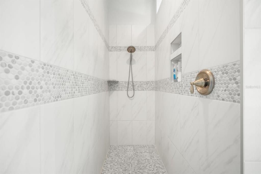 Active With Contract: $629,000 (3 beds, 2 baths, 2010 Square Feet)