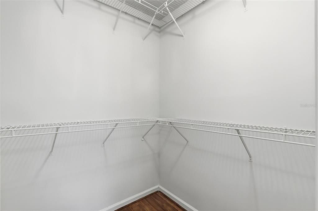 合同活跃: $499,900 (3 贝兹, 2 浴室, 1685 平方英尺)