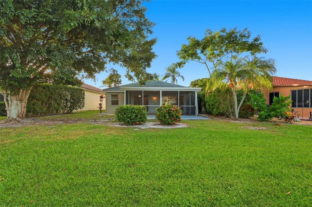 合同活跃: $499,900 (3 贝兹, 2 浴室, 1685 平方英尺)