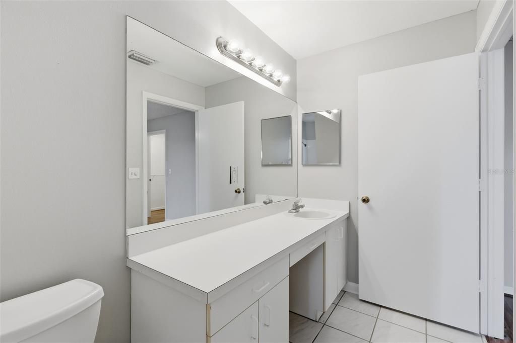 合同活跃: $499,900 (3 贝兹, 2 浴室, 1685 平方英尺)