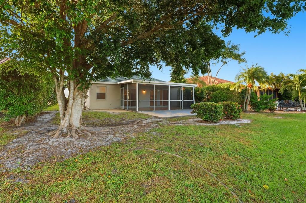 合同活跃: $499,900 (3 贝兹, 2 浴室, 1685 平方英尺)