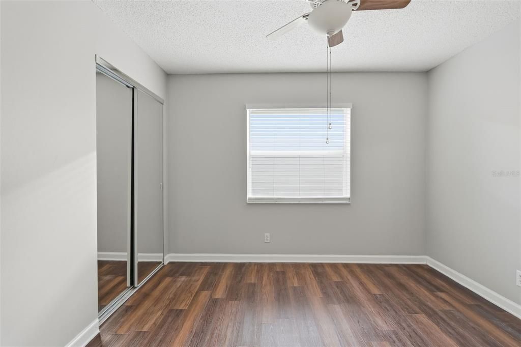 合同活跃: $499,900 (3 贝兹, 2 浴室, 1685 平方英尺)