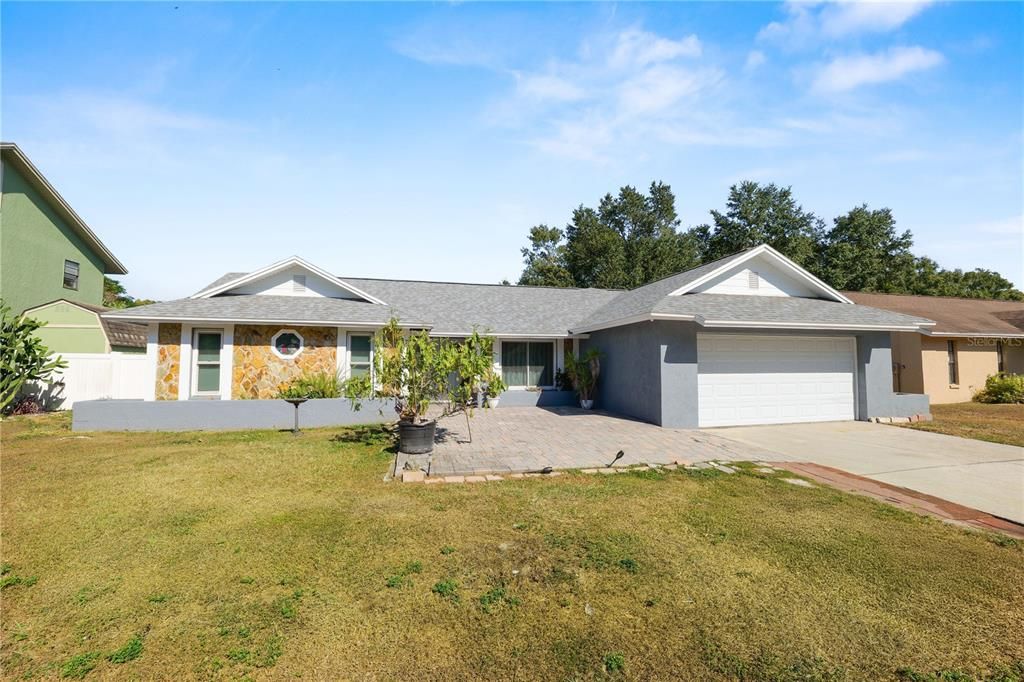 For Sale: $435,000 (4 beds, 2 baths, 2116 Square Feet)